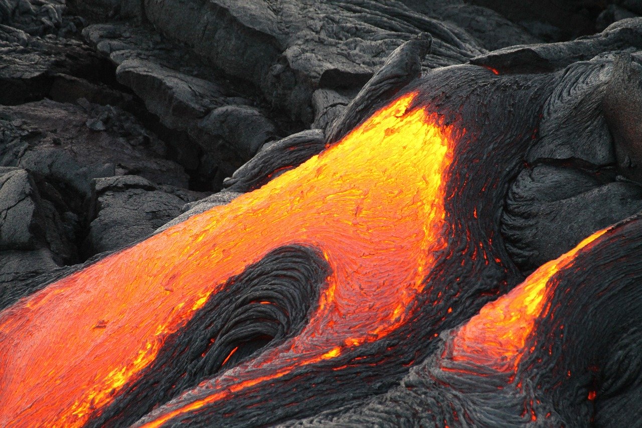 Terreno rocoso con lava.