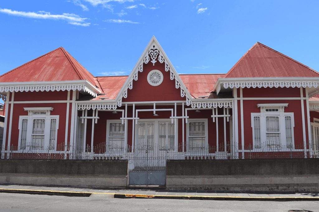 Fachada de la Casa