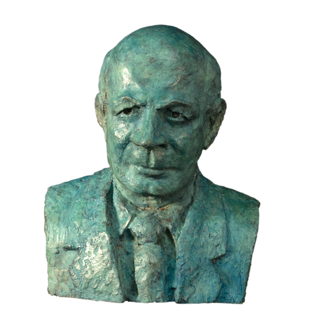 Foto de frente del busto de Abelardo Bonilla